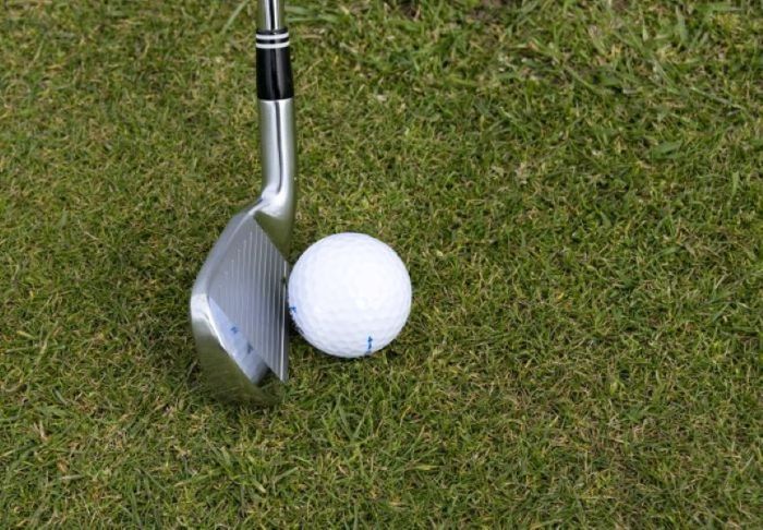 How To Chip A Golf Ball: The Basics of Chip Shots