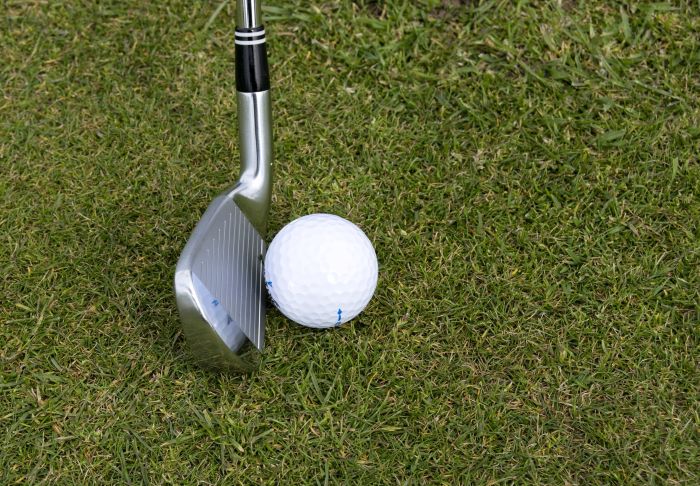 How To Chip A Golf Ball: The Basics of Chip Shots